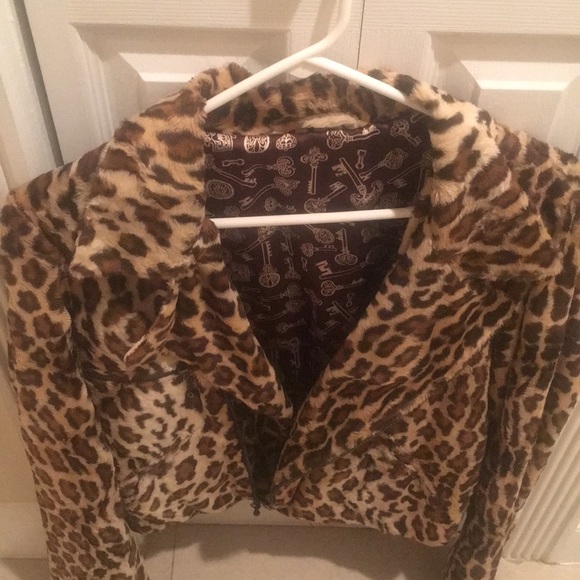 Leopard jacket - Picture 5 of 9